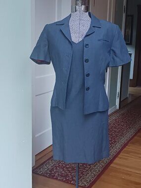 Tristan & Iseut Linen Skirt Suit